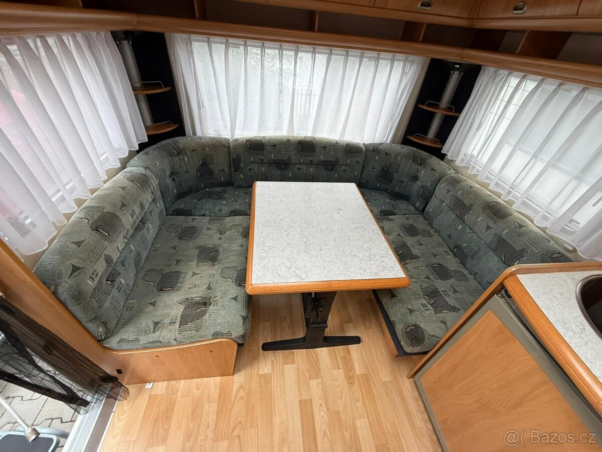 Hobby Excellent 460, 4 osoby, bojler, sprcha, stan - 9