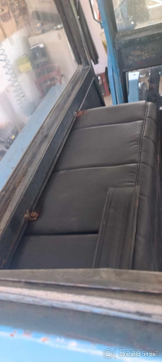 Čalounění blatníků Zetor 5718, 6718, 6911 – ekokůže - 9