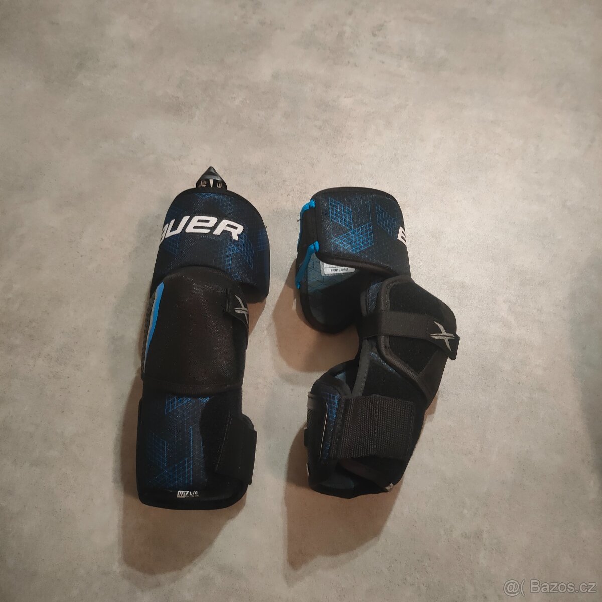 Hokejové vybavení - 9