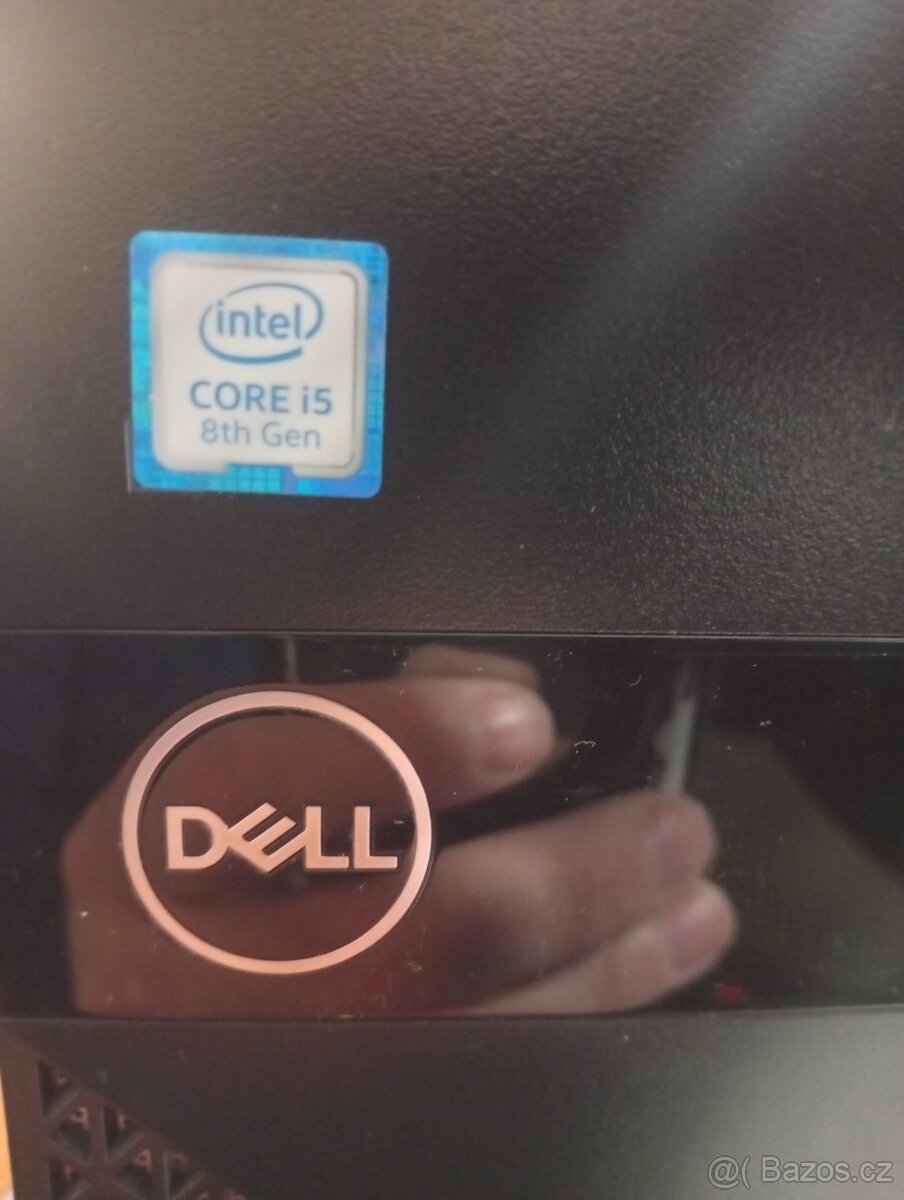 Dell Vostro sestijadrovy Intel osmé generace - 9