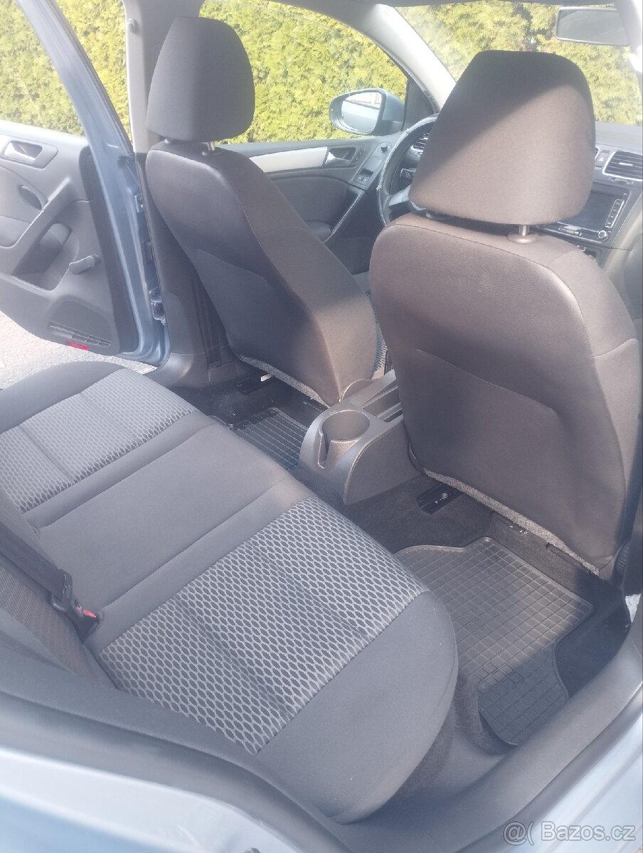 Volkswagen Golf 6 - 9