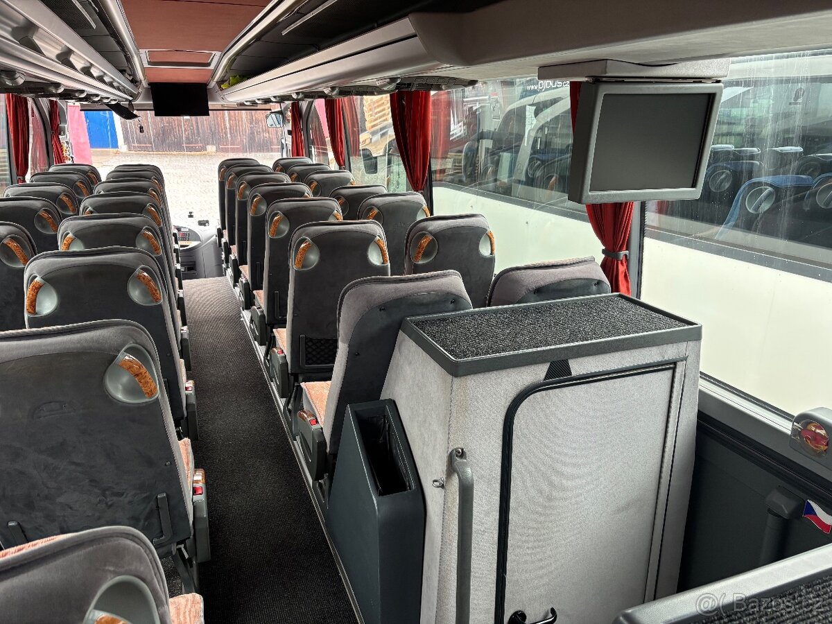 Mercedes-Benz Travego - 9