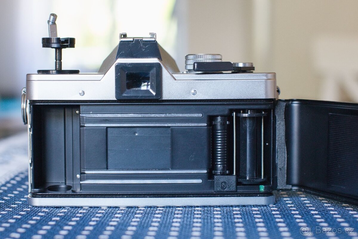 Praktica MTL5 - Pentacon 50mm f/1,8 Auto - 9