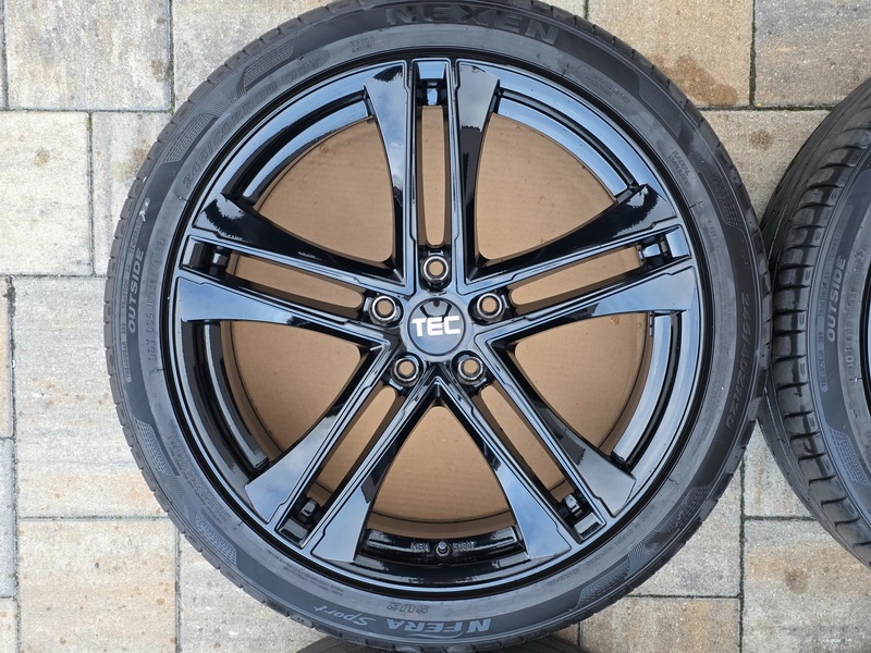 TEC SPEEDWHEELS AS4 Evo 8,5x20" 5x120 s pneu 245/40 R20 - 9