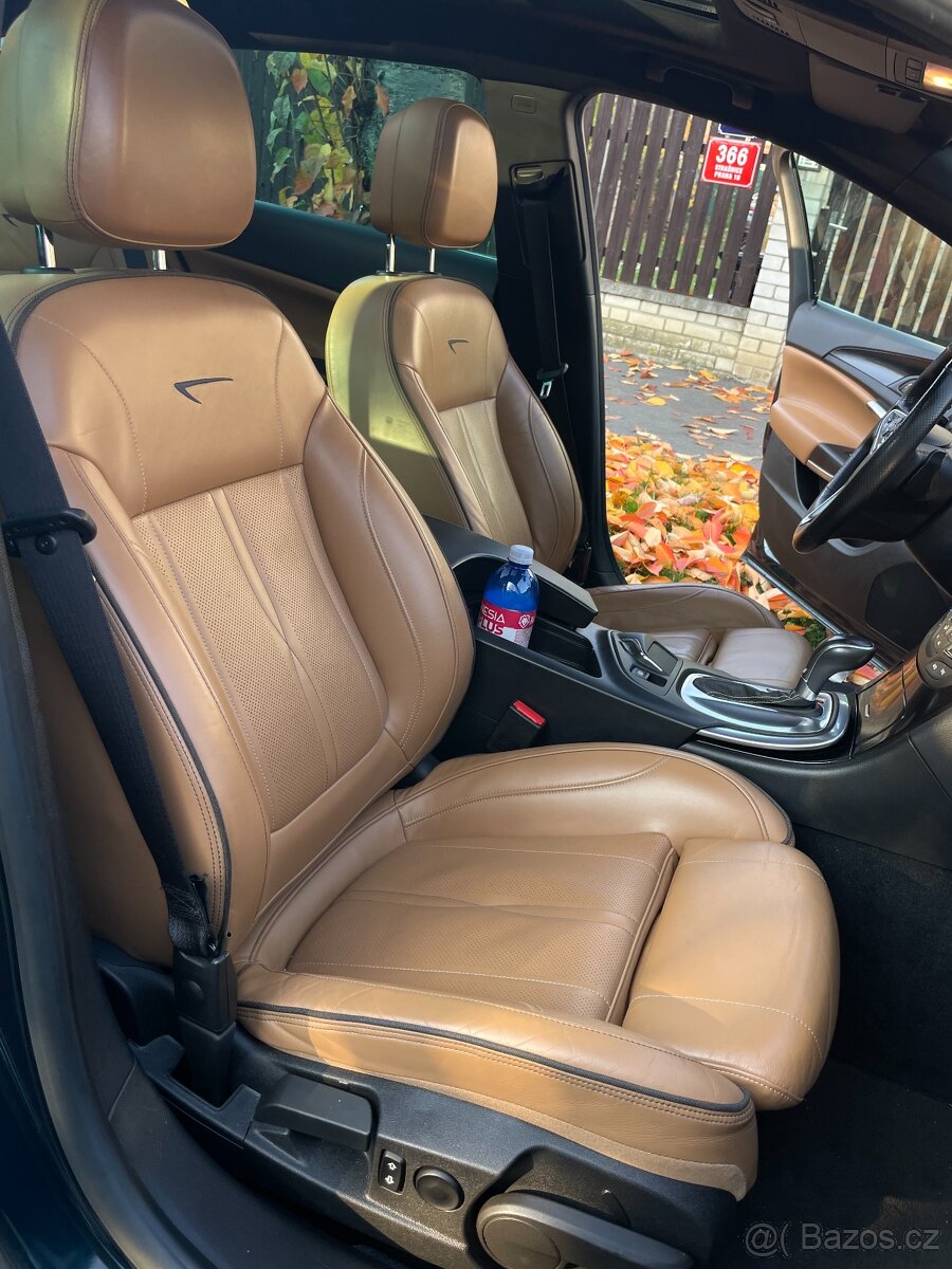 Insignia 2.0 BiTurbo,Kůže,PANO,OPC line - 9