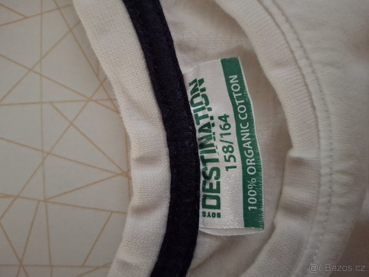 2x mikina, 2x rifle + triko - 9