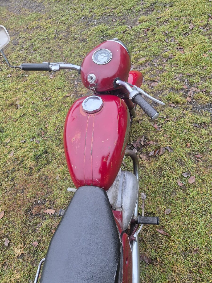 Prodám Jawa 250/353 r.v. 1961. - 9