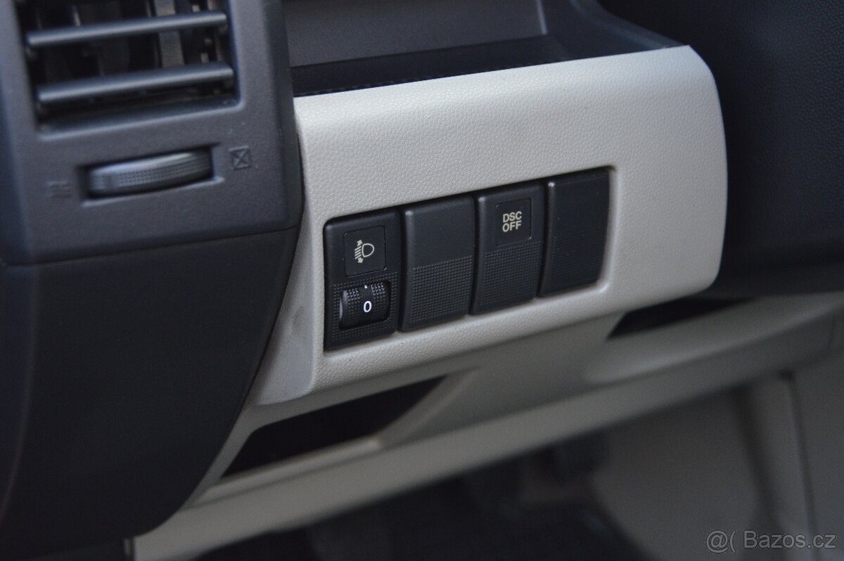 Mazda 5 1.8 BENZIN 85 KW HEZKÝ STAV - 9