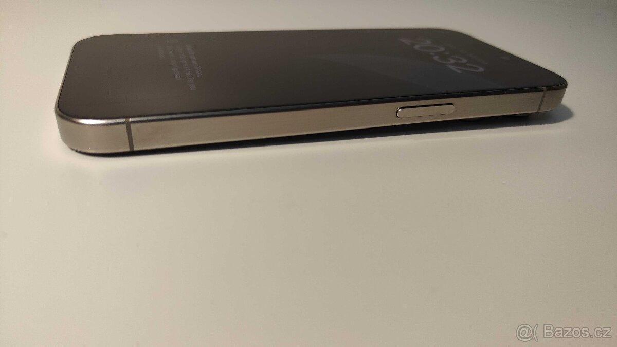 Apple iPhone 15 Pro 128GB, Natural Titanium - 9