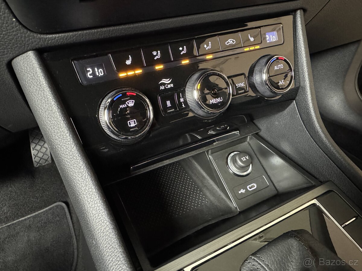 Škoda Superb 1.4TSi iV DSG Style Virtual Matrix - 9