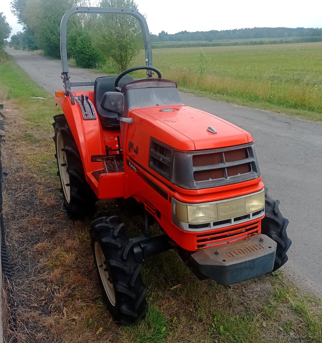 malotraktor Kubota GT3 - 9