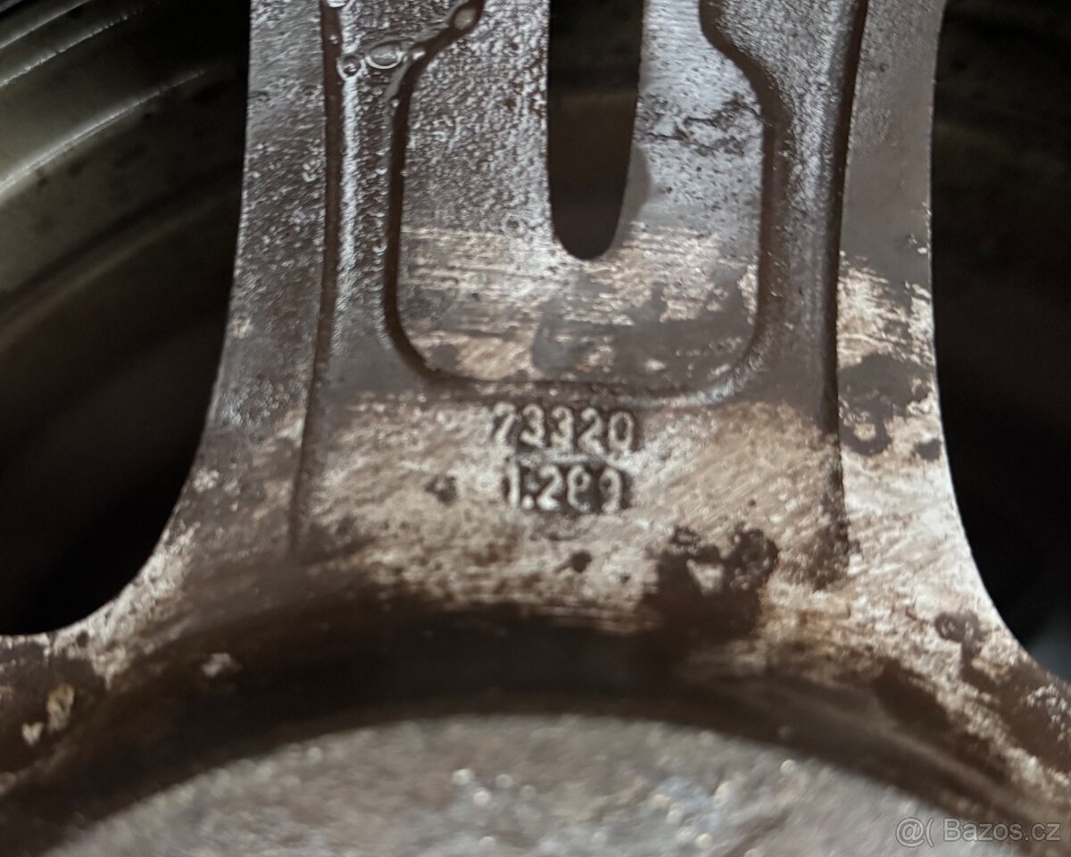 Originální ALU kola Volvo 205/50 R16 - 9