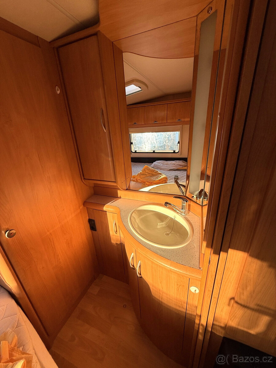 Hobby 495 UFe Excellent, PŘEDSTAN, MARKÝZA, NOSIČ KOL - 9