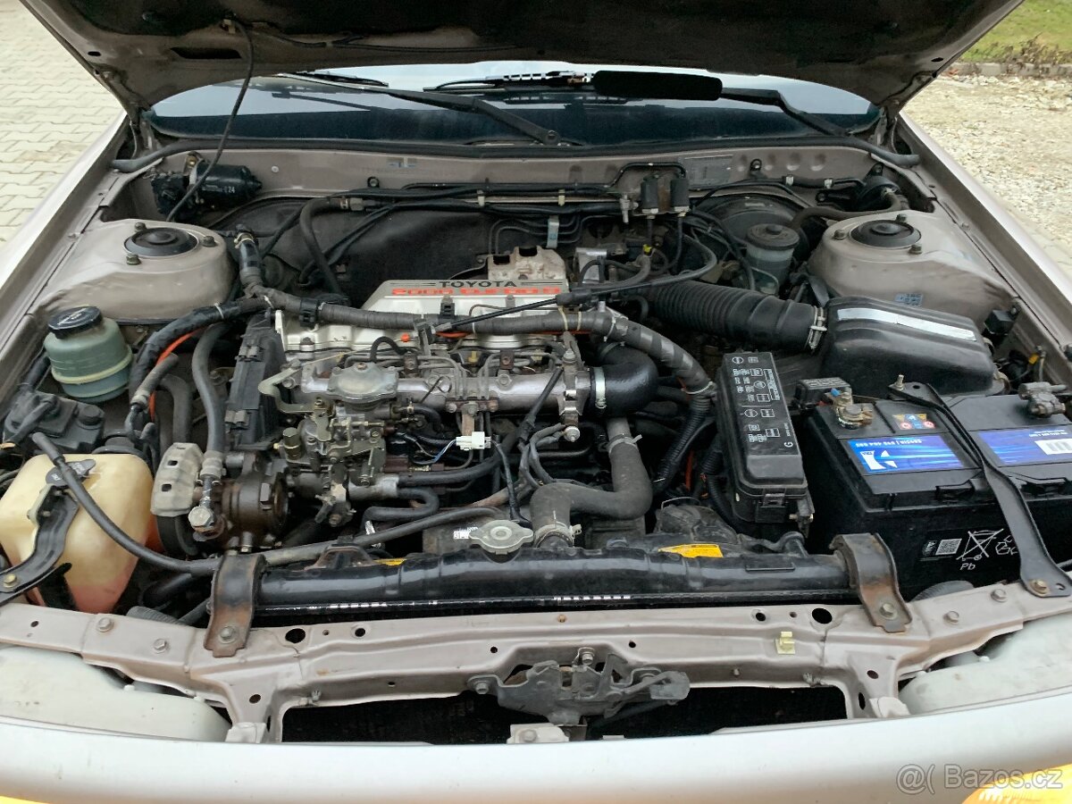 Toyota Camry 2.0TD - 9