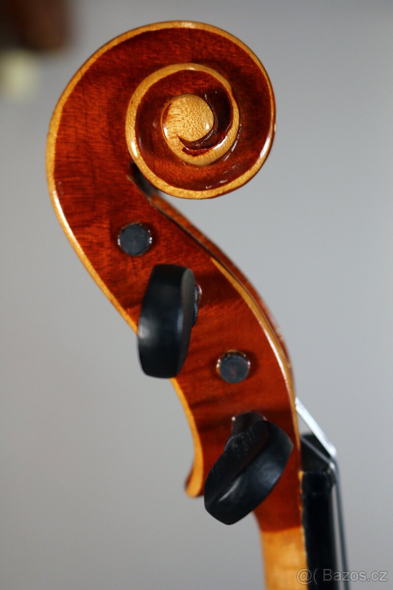 Prodám celé housle. Dobře hrají. Poslouchej nahrávku. - 9