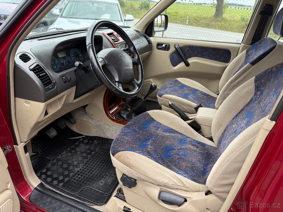 Nissan Terrano II 2.7 TD - 9