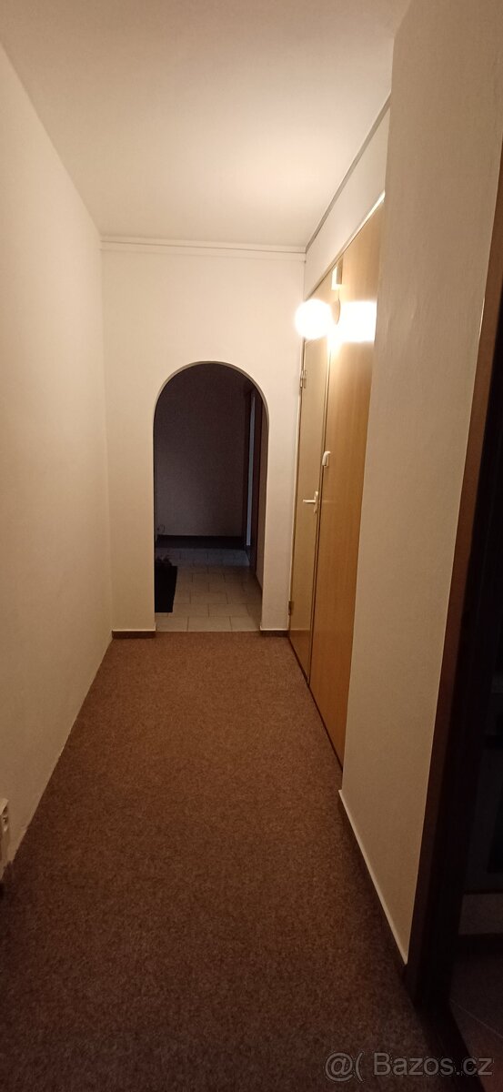 Prodej bytu 3+1 Rožnov pod Rahostěm, ul. Valašská - 9