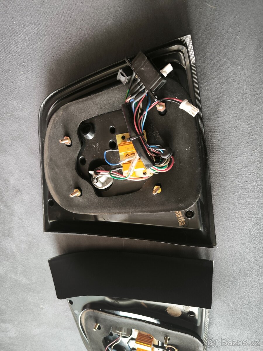 černá LED Litec Škoda Octavia II Combi - 9