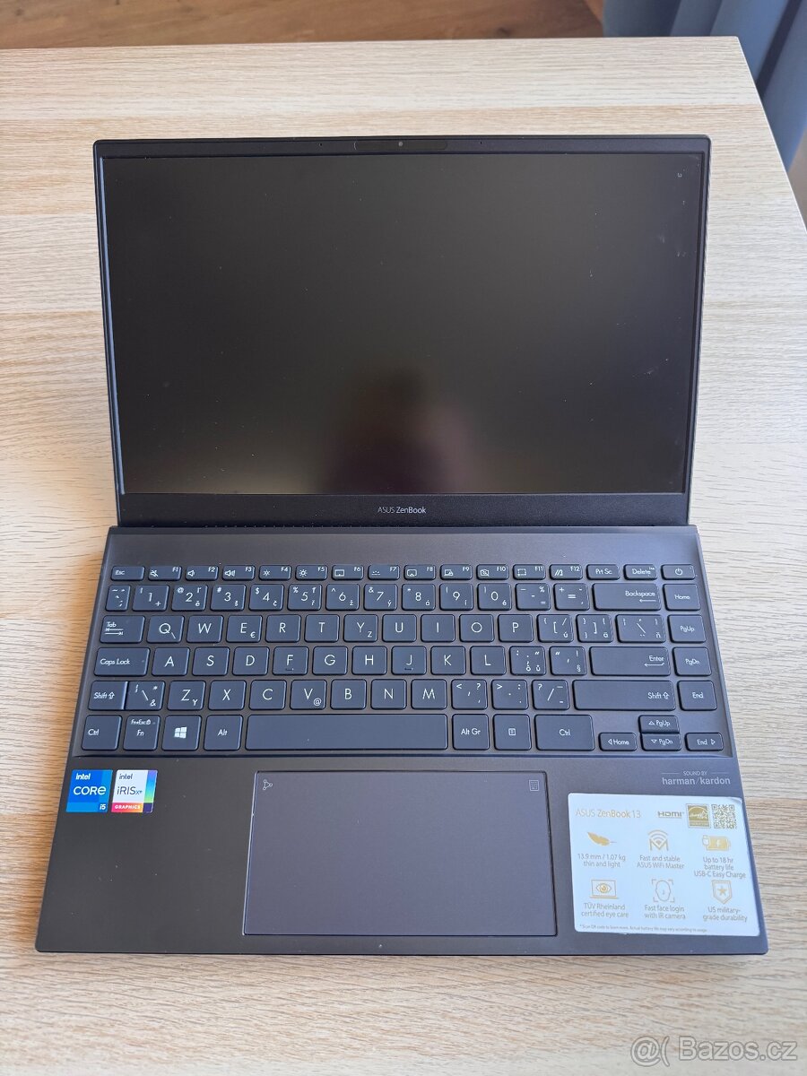 Asus ZenBook 13 UX325E - 9