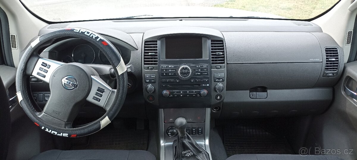 Nissan Pathfinder 4x4, 2.5 DCI, 2011 - 9