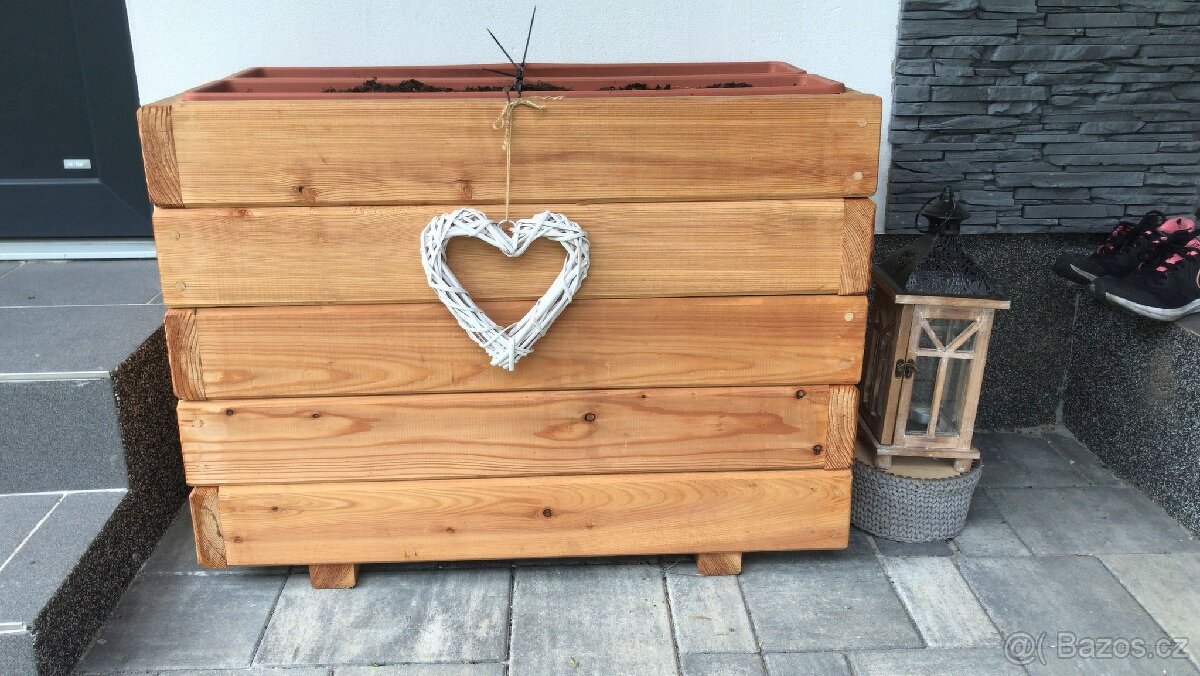 10% SLEVA Modřínový masivní vyvýšený záhon-květináč - 9