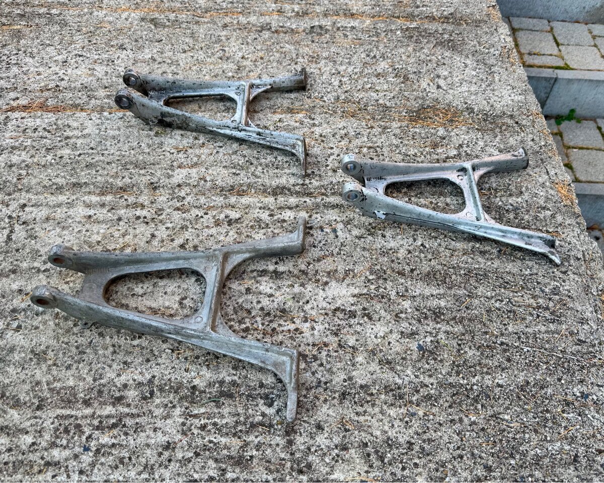 Jawa 250 350 sport, calif, ČZ - stojany 19 kola - 9