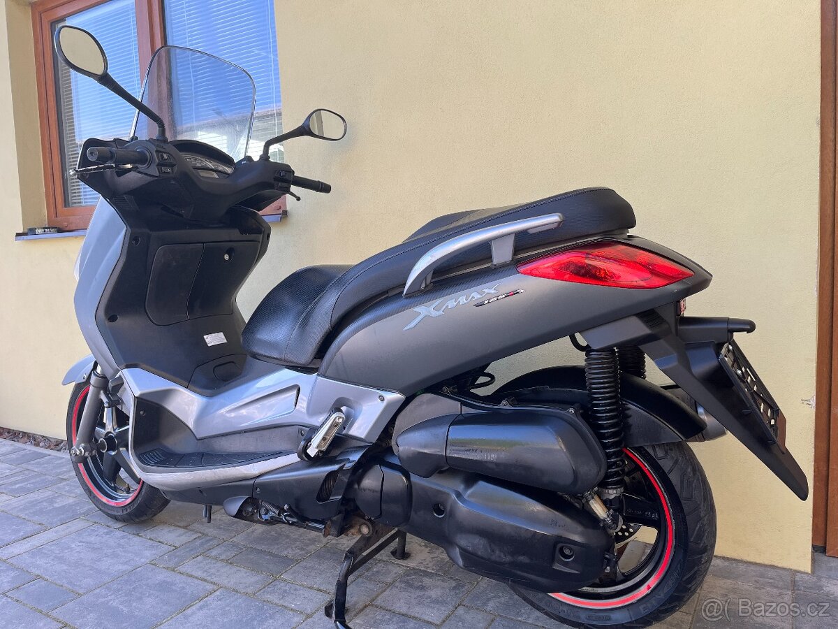 Yamaha X-MAX 125 - 9