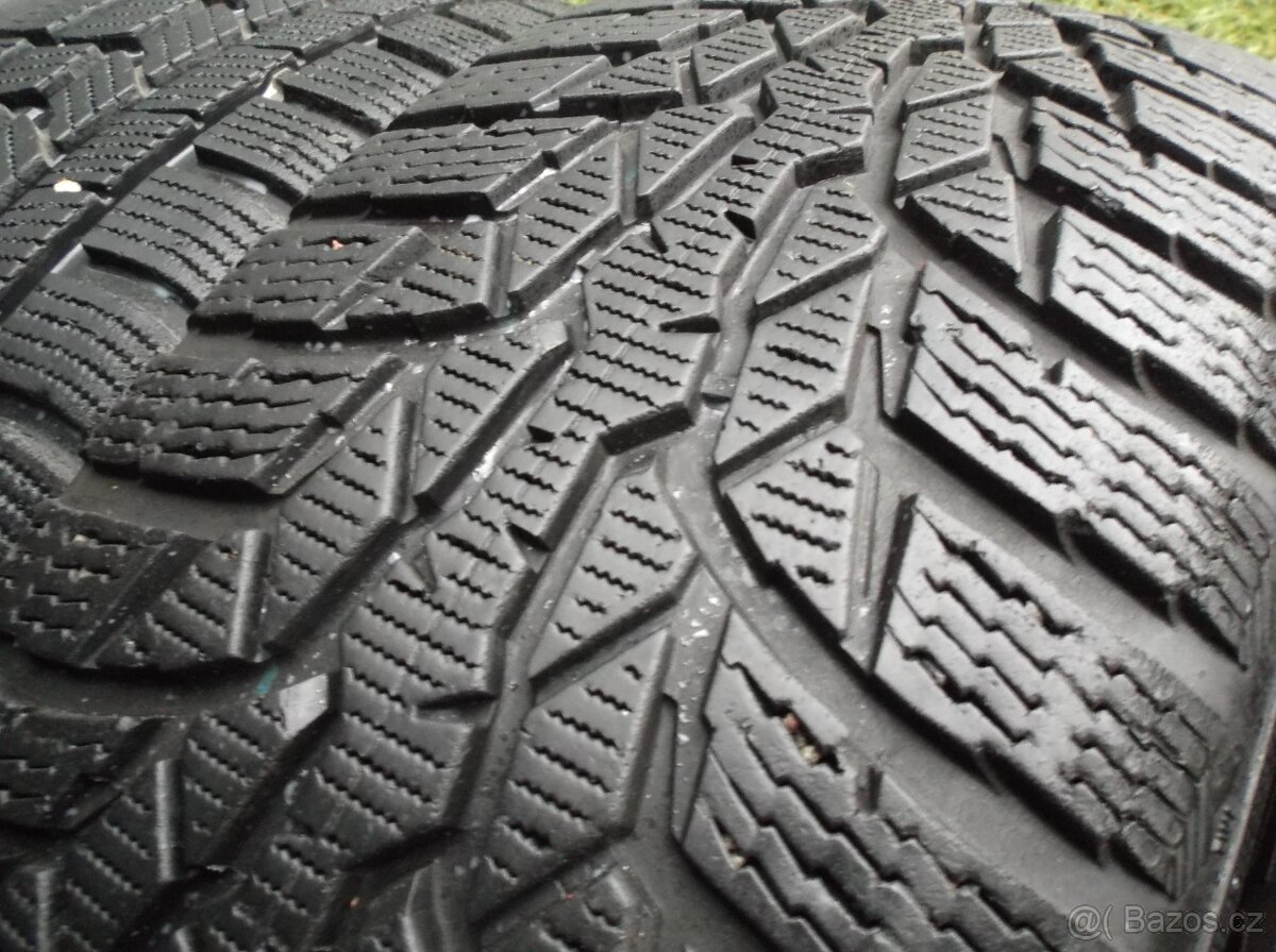 215/60/17 A 215/50/17 - 9