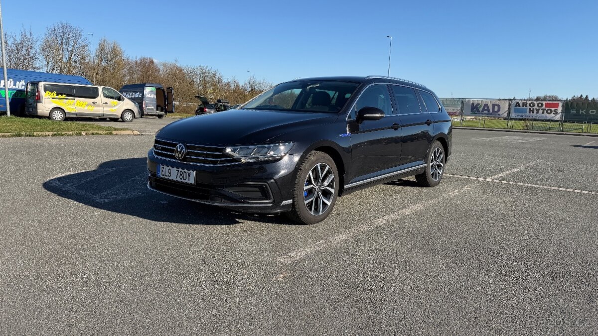 Prodám VW Passat b8,5 variant GTE hybrid - 9