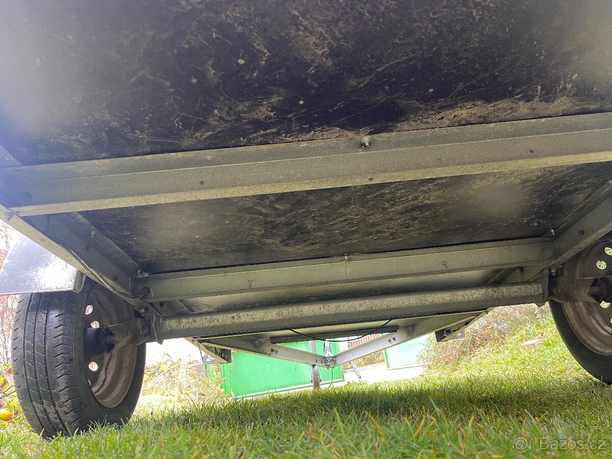 Přívěsný vozík s plachtou - 9