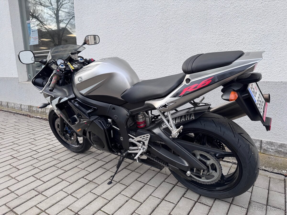 Yamaha YZF R6 - 9