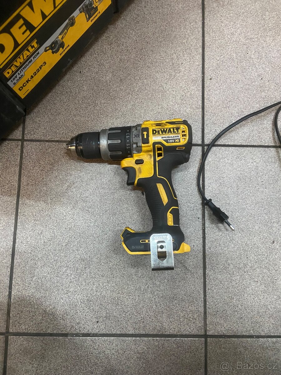 Nářadí devalt - 9