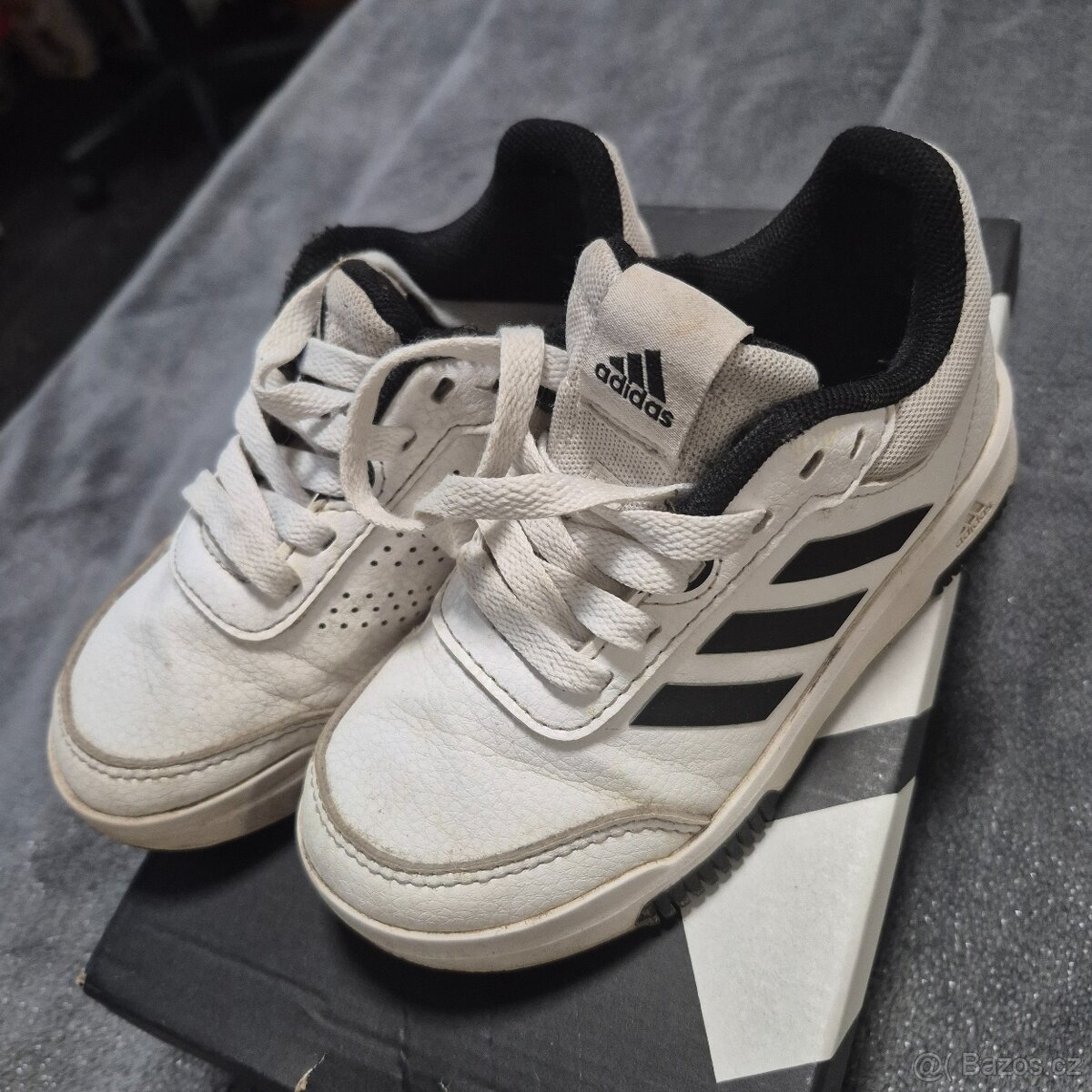 Prodám boty adidas různé velikosti - 9