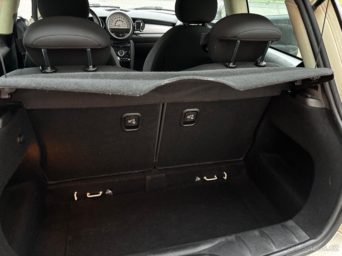 Mini Cooper 2013 1,6benzín/ 90kw - 9