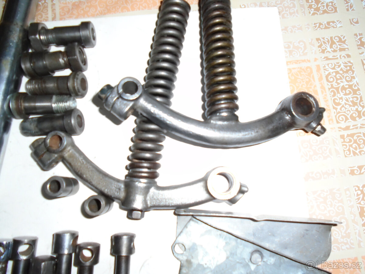 Prodám díly na ,S11,S22,Jawety - 9