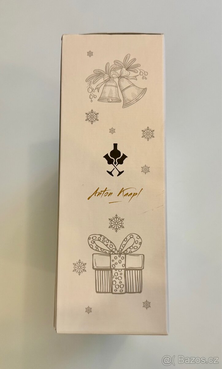 Vánoční balení: prvotřídní slivovice 47 % + skleničky - 9