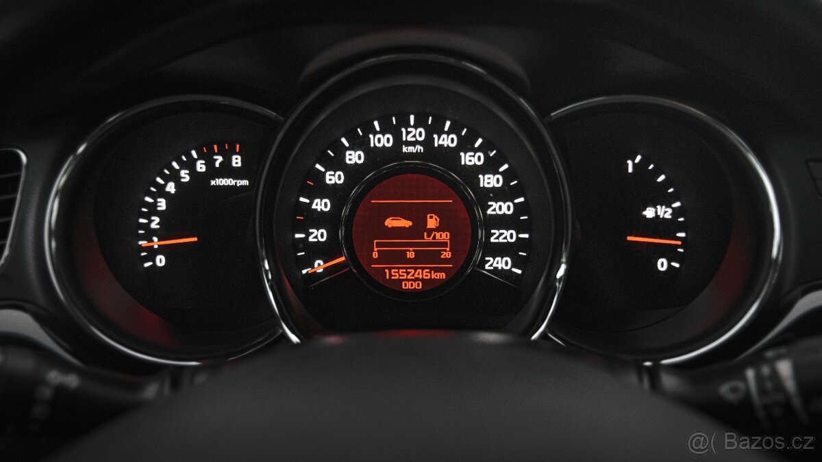 Kia Cee´d, 1,6/99kW Kamera Navigace 1.maj - 9