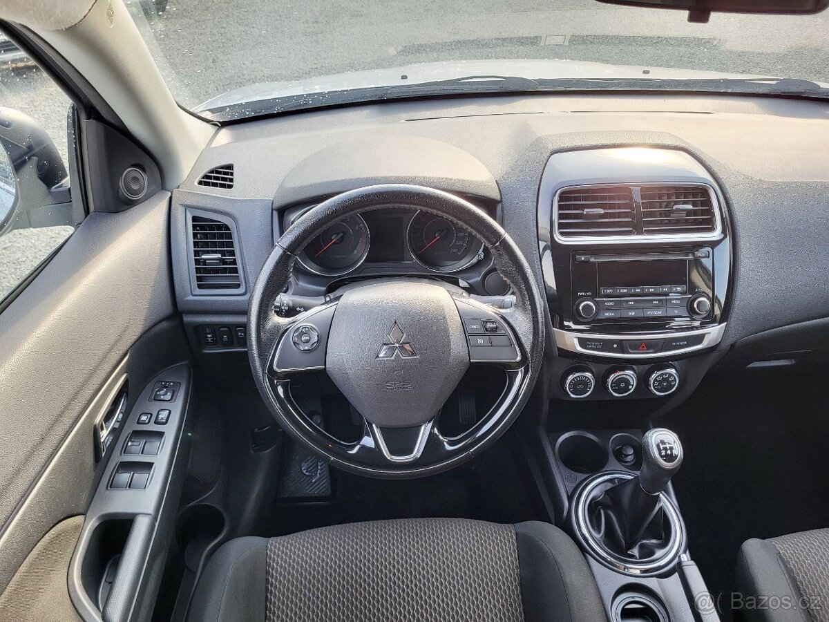 MITSUBISHI ASX 1.6 MIVEC 86kW 2WD INVITE+ ČR - MÁLO NAJETO - 9