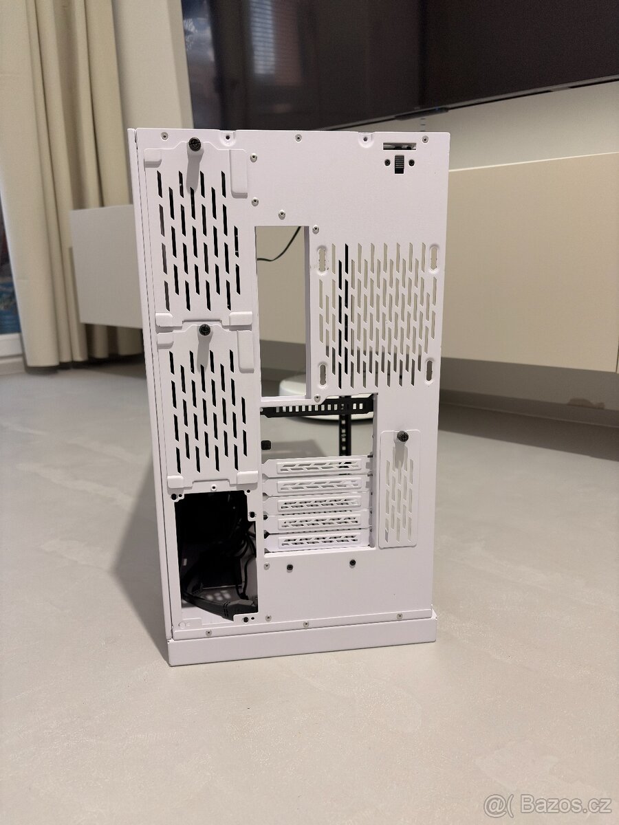 PC skříň - Lian Li O11 Dynamic XL - 9