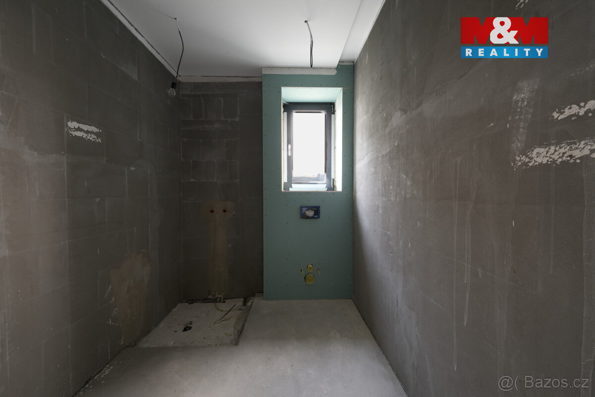 Prodej rodinného domu, 188 m², Polerady - 9