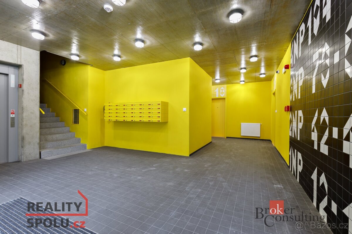 Pronájem, byty/1+kk, 35 m2, Kartónová, Východní Předměstí, 3 - 9