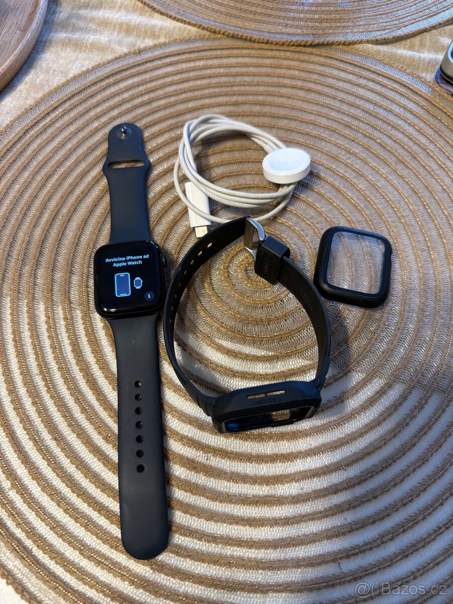 Apple Watch SE 2022 44mm - 9