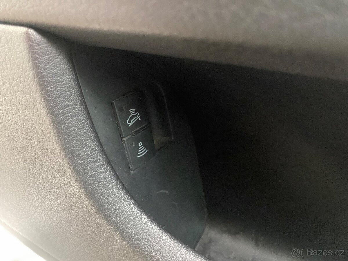 Prodám Audi a4b6 - 9