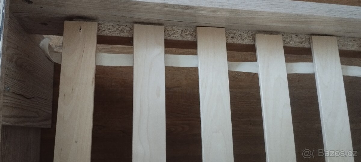 Postel s roštem 160x200 - 9