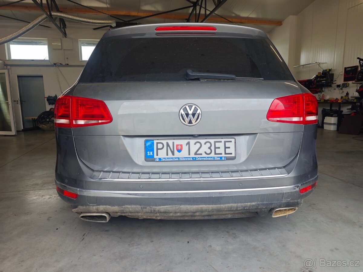 VW TOUAREG 4.2TDI V8, facelift , 2015 - 9