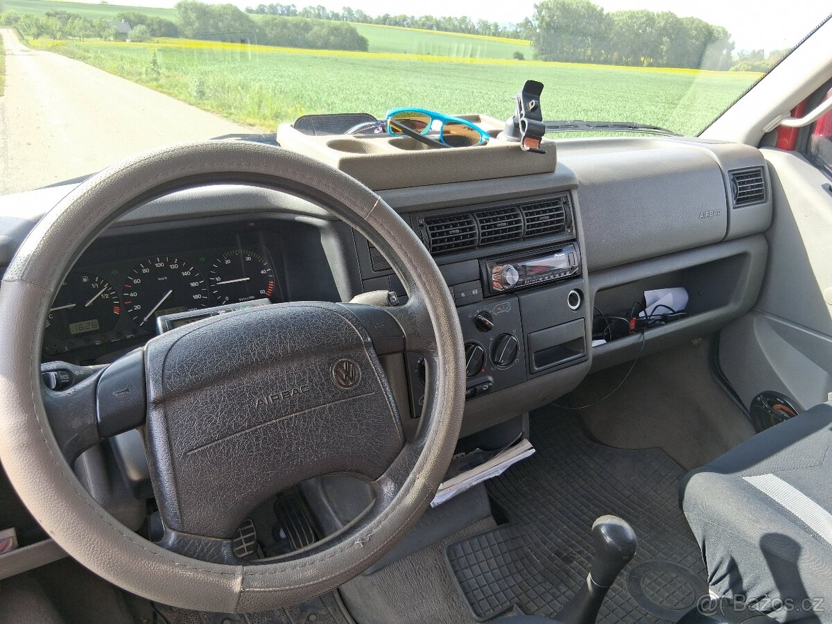 Vw Multivan 2.5tdi 75kw - 9