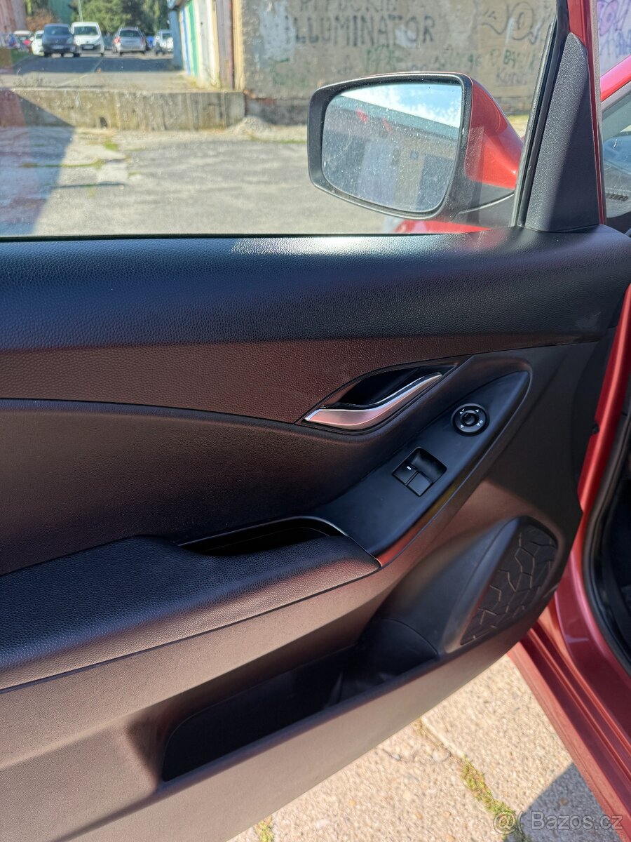 Hyundai IX 20 1.4 benzín,nový v ČR,rok 2012 - 9