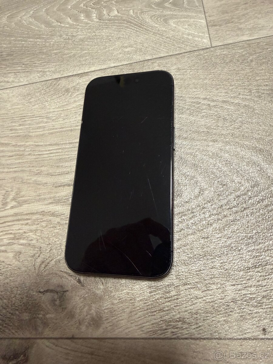 iPhone 15 PRO 256GB, komplet balení - 9
