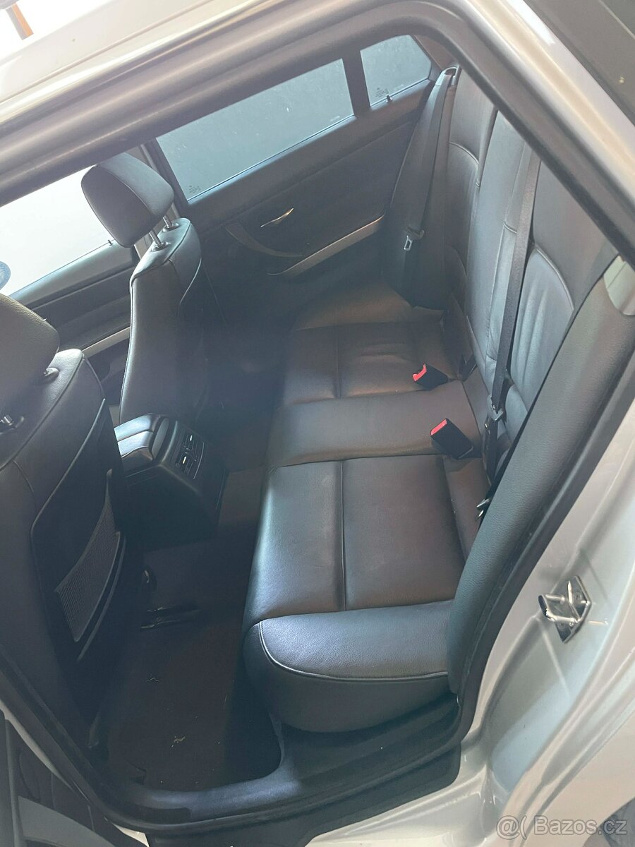 BMW e91 330xi 190kw rok 2007 - 9