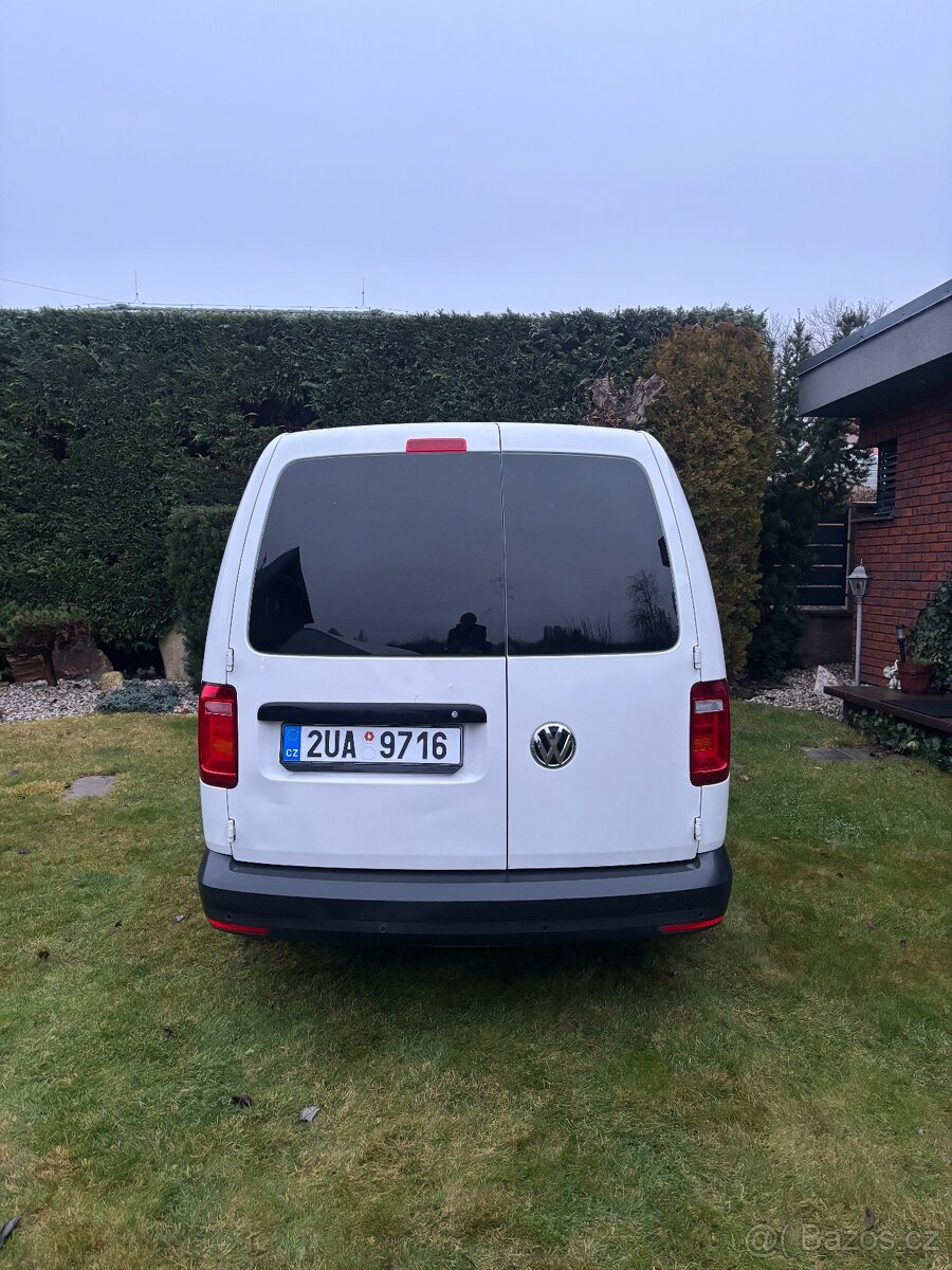 Prodám vw caddy Maxi 2018 2.0 TDI - 9
